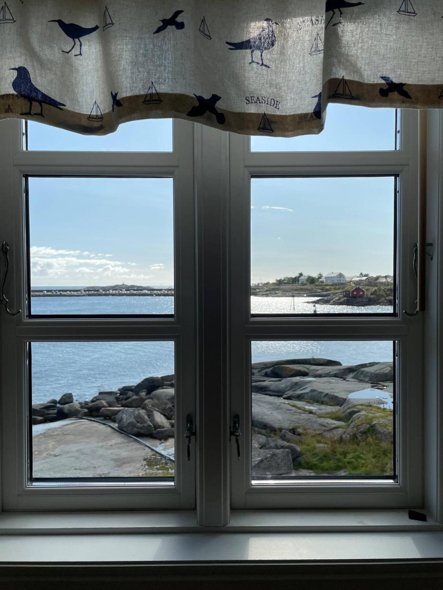Nordlandshus Ved Havet Pa Reine, Lofoten Exterior foto