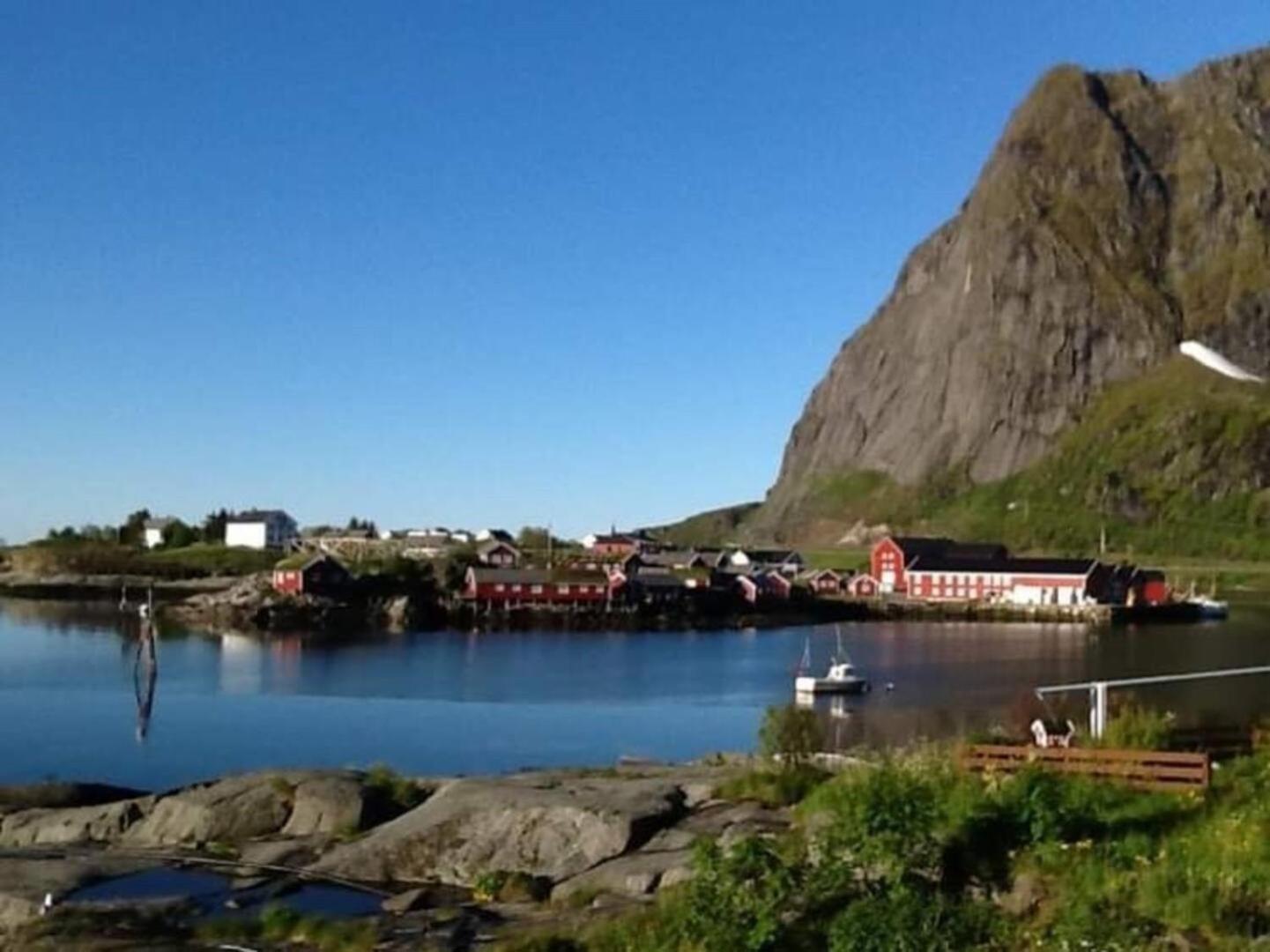 Nordlandshus Ved Havet Pa Reine, Lofoten Exterior foto