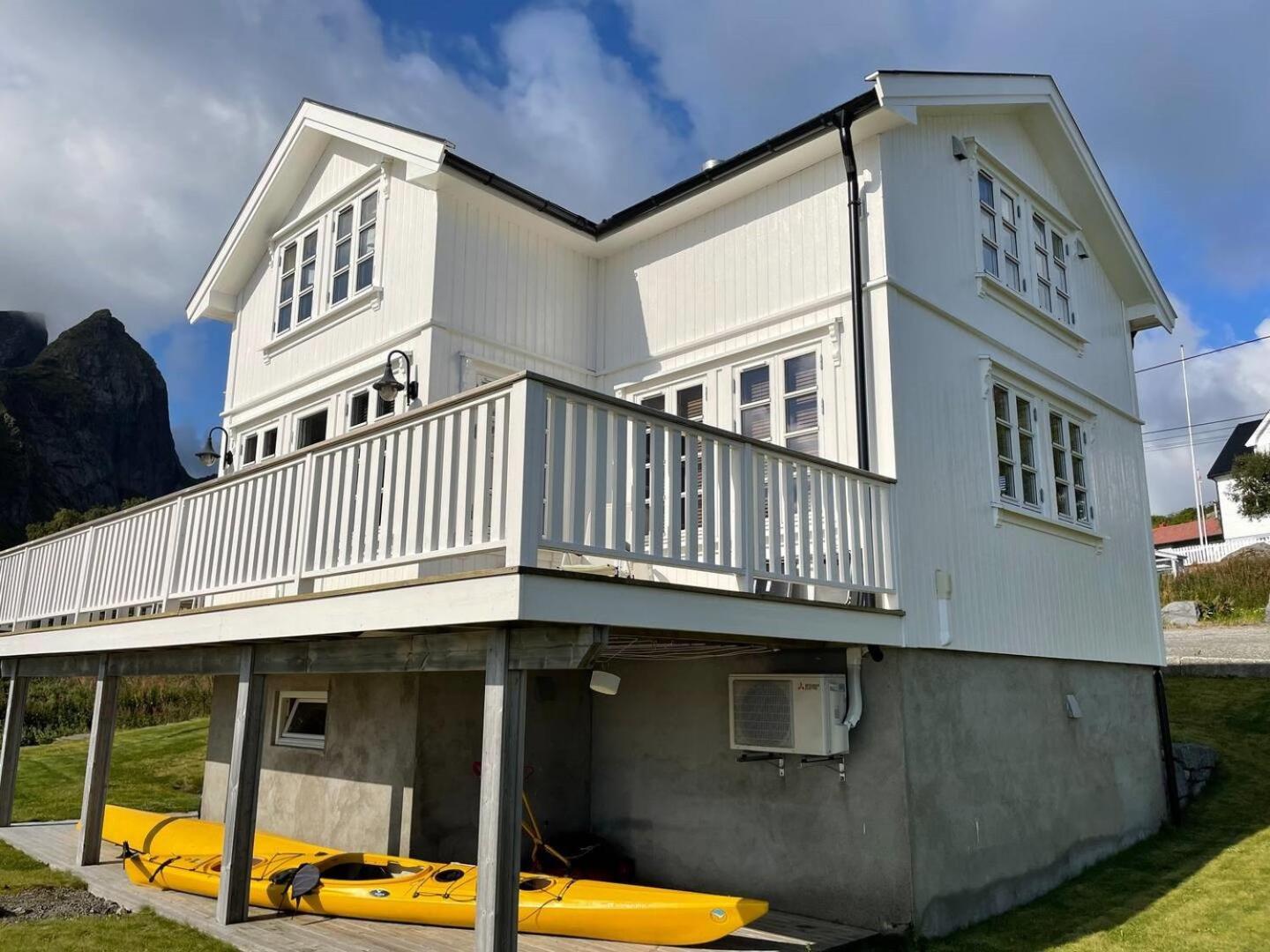 Nordlandshus Ved Havet Pa Reine, Lofoten Exterior foto